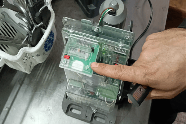 کد دادن ریموت زومر برای دستگاه ریلی RUNNER